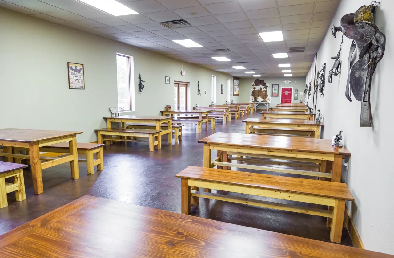 Dining Hall & Social Deck