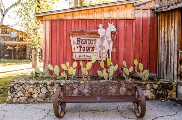 Bandit Town