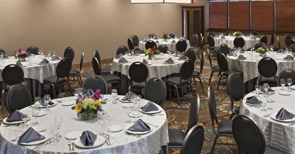 DoubleTree by Hilton Hotel Johnson City