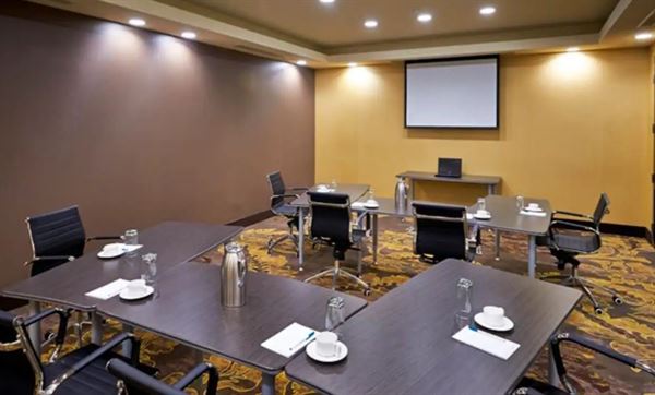 Homewood Suites by Hilton Hamilton