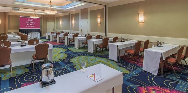 Crowne Plaza Virginia Beach Town Center