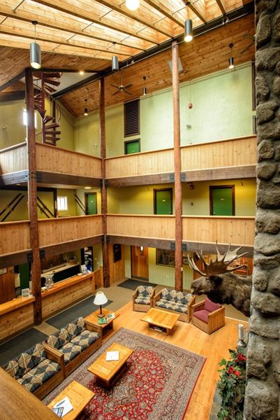 Snowy Owl Inn & Resort