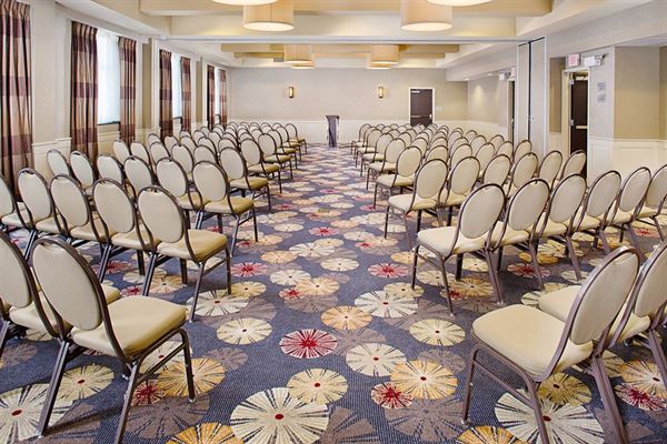 Courtyard Keene Downtown