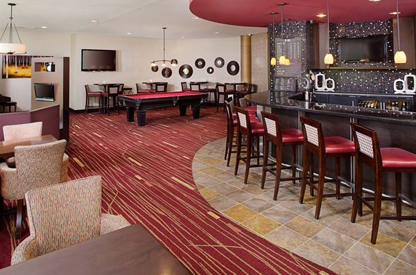 Courtyard Keene Downtown