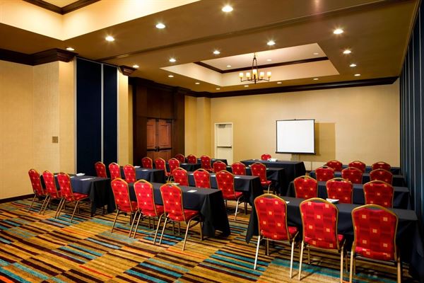 Fairfield Inn & Suites Houston Intercontinental Airport