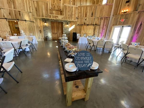 The Wedding Barn @ LIKAZOO