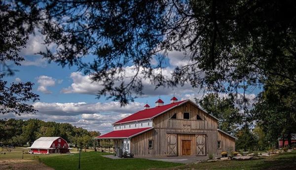 The Wedding Barn @ LIKAZOO