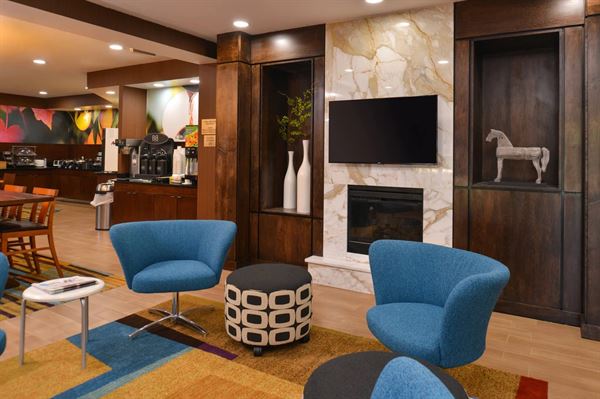 Fairfield Inn & Suites Louisville North