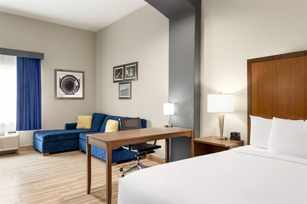 La Quinta Inn & Suites Brownsville North