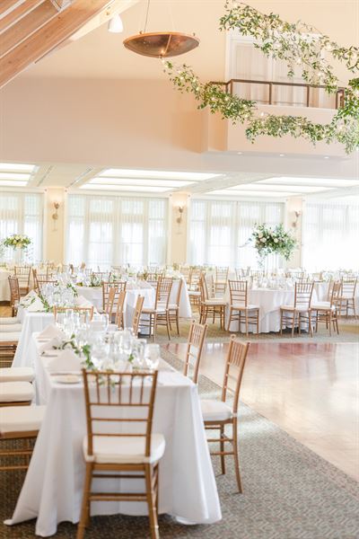 Hayfields Country Club