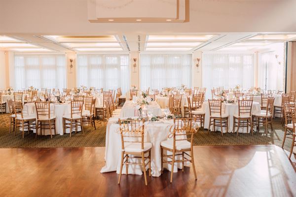 Hayfields Country Club