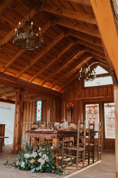 Hera's Haven Wedding & Event Venue