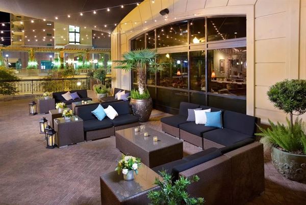 Harry's Seafood Bar & Grill