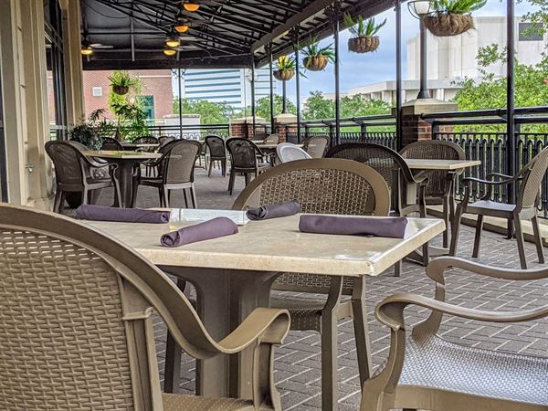 Harry's Seafood Bar & Grill