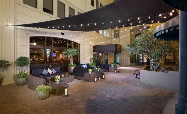 Harry's Seafood Bar & Grill