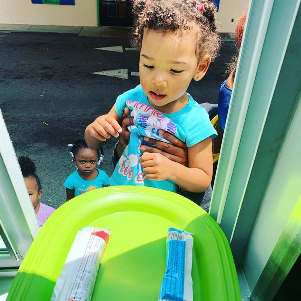 TezzyPooh's Ice Cream Truck