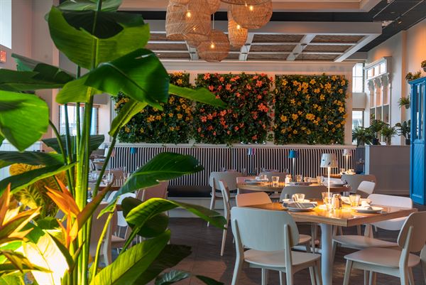 Saltwater Coastal Grill