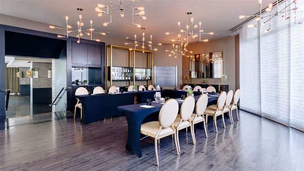 Royal Sonesta Chicago River North