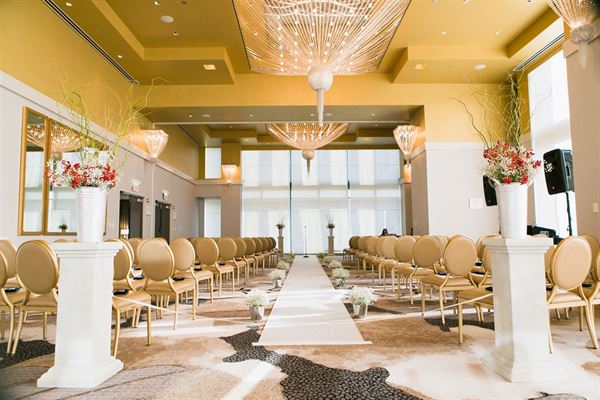 Royal Sonesta Chicago River North