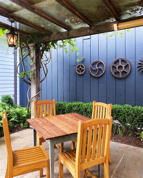 Clyde's Willow Creek Farm