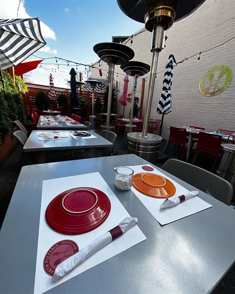 Hearth Pizzeria Craft Kitchen