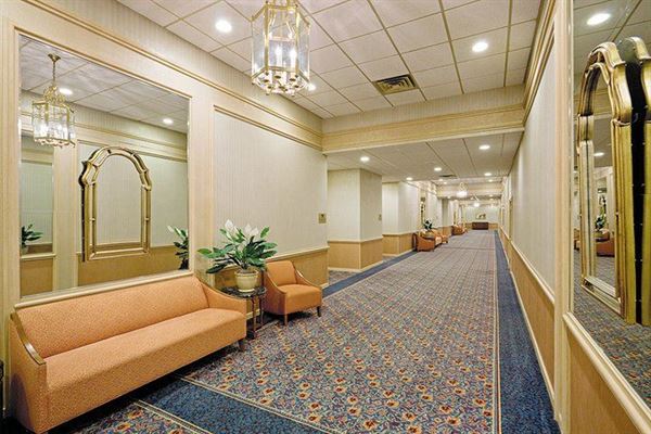 Holiday Inn Portland-By The Bay