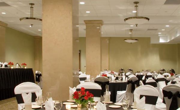 Hilton Garden Inn Indianapolis Downtown