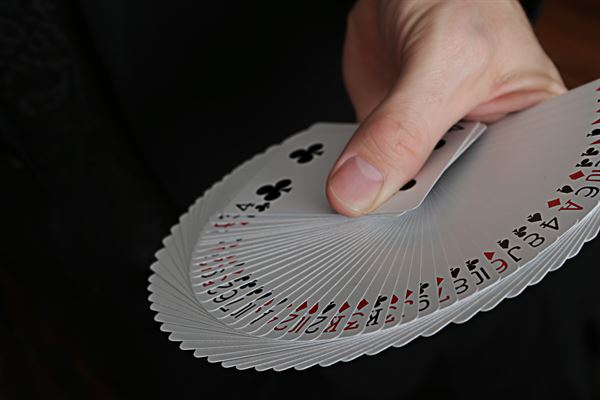 Chris Bruce, Magician & Entertainer