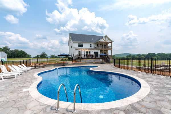 Rock Spring Mountain Farm