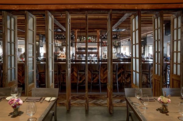 RiverMarket Bar & Kitchen