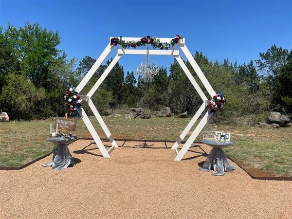 La Dolce Vita Estates