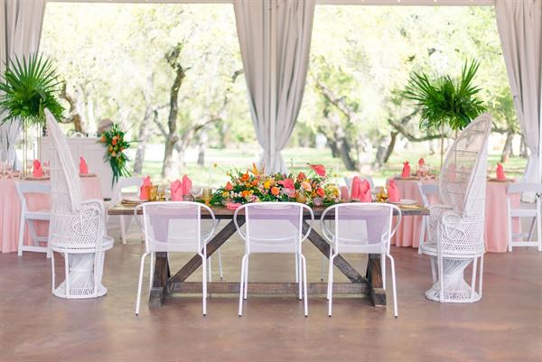 La Dolce Vita Estates