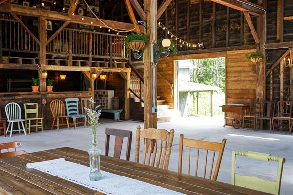 The Barn at Black Walnut Farm