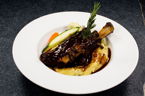 Casa Americo Italian Bistro & Restaurant