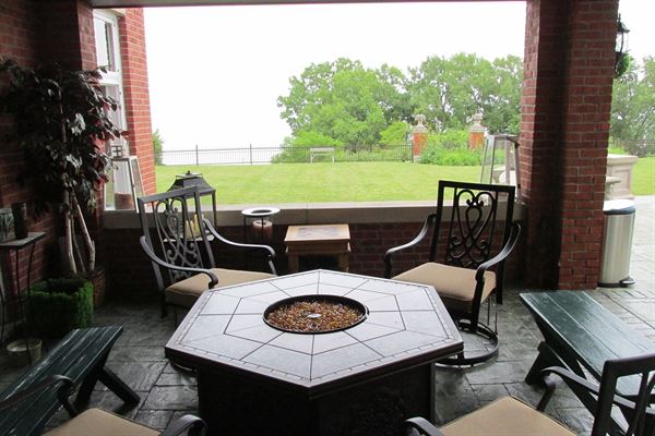 Castino Lakeview Mansion