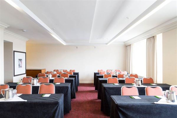 Loews Le Concorde Hotel - Montcalm