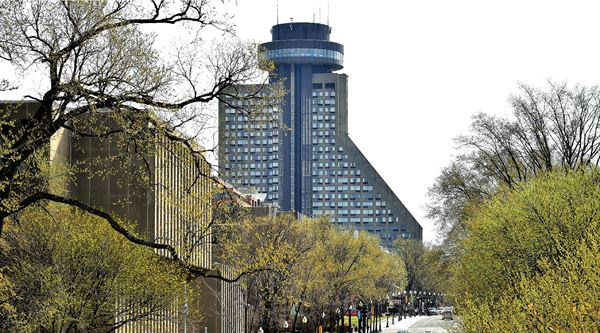 Loews Le Concorde Hotel - Montcalm