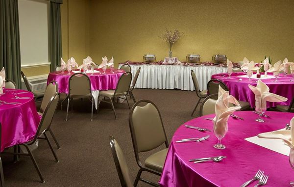 Coast Inn at Lake Hood