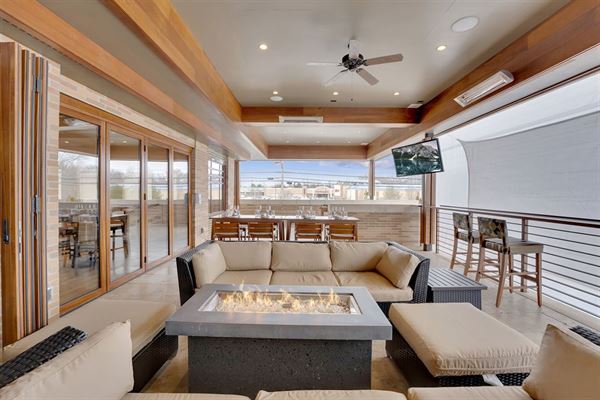 Americana Kitchen & Bar