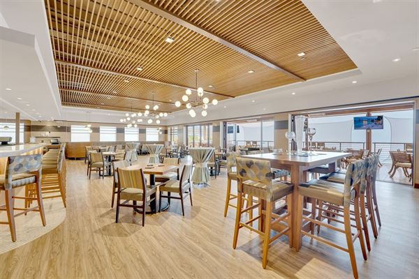 Americana Kitchen & Bar