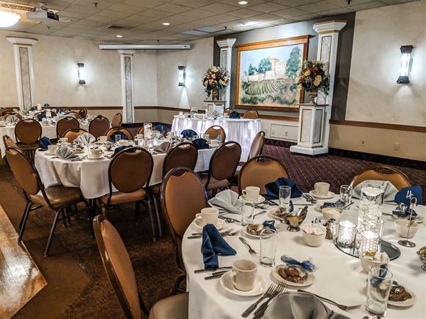 Ilio DiPaolo's Restaurant and Banquet Facility