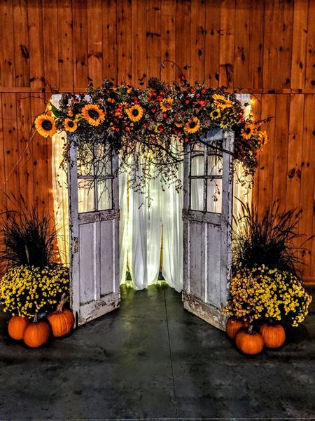 Rustic Ridge Wedding Barn