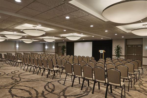 Holiday Inn Alexandria - Carlyle