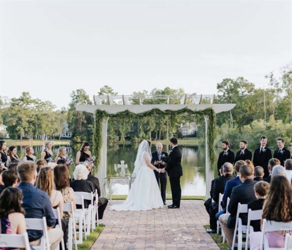 Golden Eagle Golf And Country Club