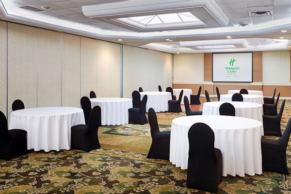 Holiday Inn Hotel & Suites Oakville @ Bronte