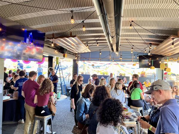 Santora's Pizza Pub & Grill