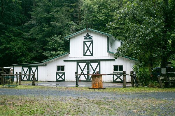 Valle Crucis Farm, Inc.