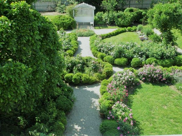Wyck Historic House & Garden