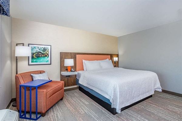 Hampton Inn by Hilton Bedford