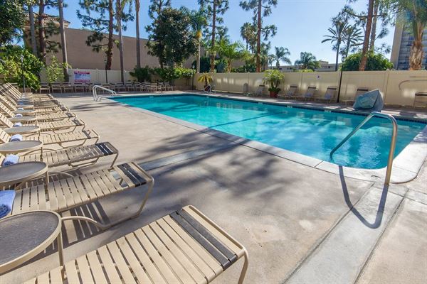 Clarion Hotel Anaheim Resort